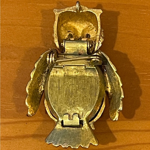 Vintage Gold Tone Vonda Owl Solid Perfume Brooch or Pendant - Picture 5 of 6